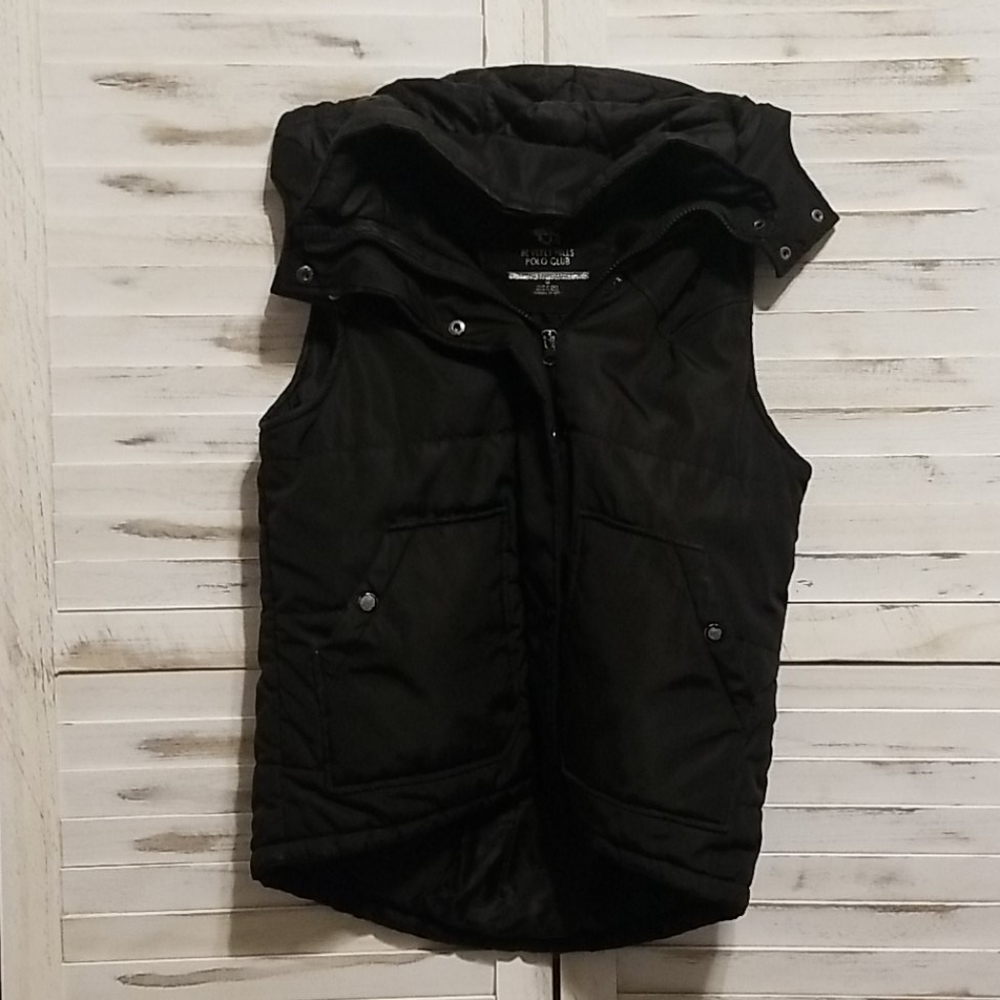 Black quilted hooded vest